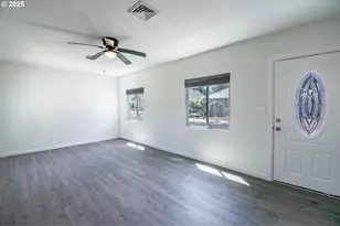 278 Cherry Ct, Cottage Grove, OR 97424 - Photo 7