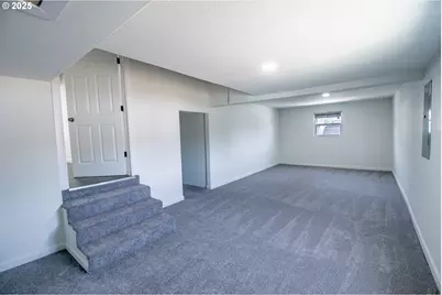 278 Cherry Ct, Cottage Grove, OR 97424 - Photo 27