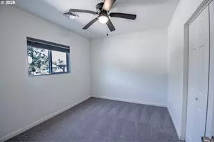 278 Cherry Ct, Cottage Grove, OR 97424 - Photo 9