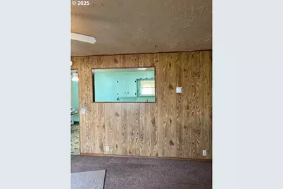 95 S 17th Ave, Elgin, OR 97827 - Photo 9