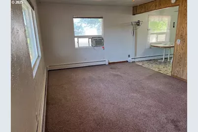 95 S 17th Ave, Elgin, OR 97827 - Photo 11