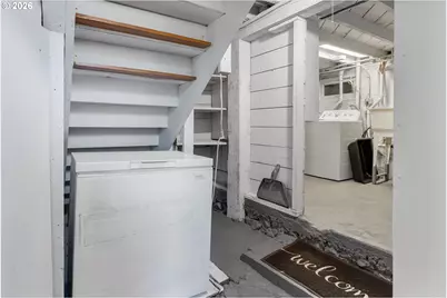 1003 5th St, Hood River, OR 97031 - Photo 25
