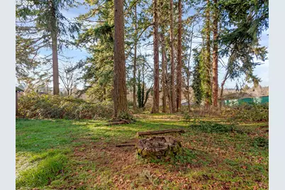 14601 SE River Rd, Milwaukie, OR 97267 - Photo 13