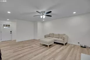 680 SW Willow Creek Dr, Beaverton, OR 97003 - Photo 7