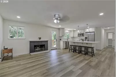 680 SW Willow Creek Dr, Beaverton, OR 97003 - Photo 9