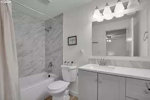 680 SW Willow Creek Dr, Beaverton, OR 97003 - Photo 9