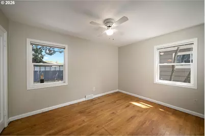 2010 NE 78th Ave, Portland, OR 97213 - Photo 15