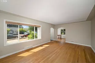2010 NE 78th Ave, Portland, OR 97213 - Photo 7