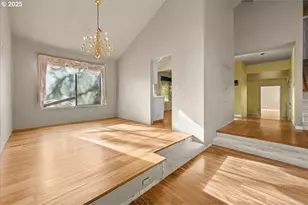 17427 SW Rivendell Dr, Portland, OR 97224 - Photo 9