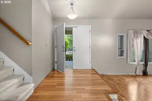 17427 SW Rivendell Dr, Portland, OR 97224 - Photo 3