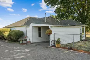 10093 NE Wiseacre Ln, Aurora, OR 97002 - Photo 23