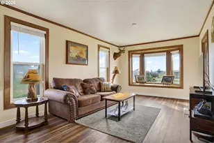 10093 NE Wiseacre Ln, Aurora, OR 97002 - Photo 21