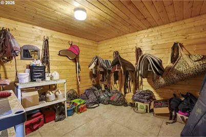 10093 NE Wiseacre Ln, Aurora, OR 97002 - Photo 23