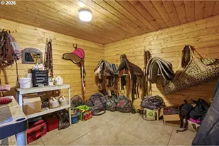 10093 NE Wiseacre Ln, Aurora, OR 97002 - Photo 23