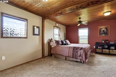 10093 NE Wiseacre Ln, Aurora, OR 97002 - Photo 33