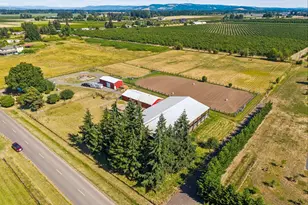 10093 NE Wiseacre Ln, Aurora, OR 97002 - Photo 7