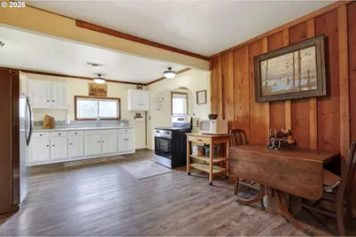 10093 NE Wiseacre Ln, Aurora, OR 97002 - Photo 37