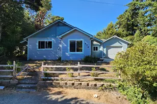 636 18th St, Port Orford, OR 97465 - Photo 3