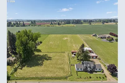 10124 Wiseacre Ln, Aurora, OR 97002 - Photo 3