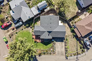663 NE Knoll Ave, Roseburg, OR 97470 - Photo 47