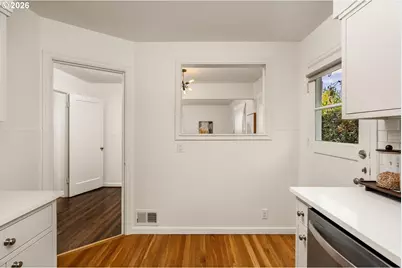 1435 NE Mason St, Portland, OR 97211 - Photo 15