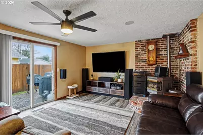 3860 NE Brooks Ave, Keizer, OR 97303 - Photo 5