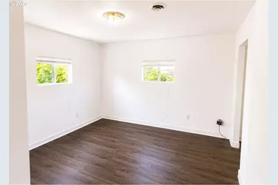 932 SW Swift Ave, Mill City, OR 97360 - Photo 15