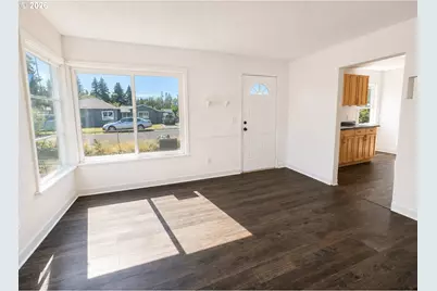 932 SW Swift Ave, Mill City, OR 97360 - Photo 7