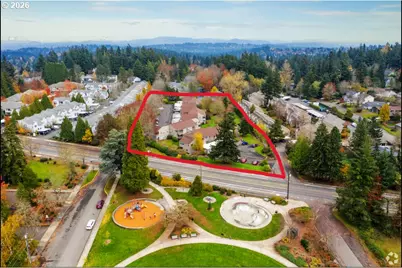 4534 SW Dickinson St, Portland, OR 97219 - Photo 1