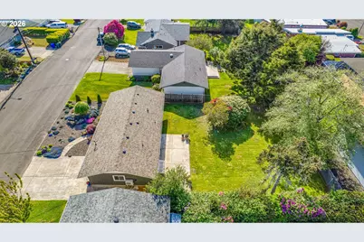 338 NE San-Bay-O Cir, Newport, OR 97365 - Photo 3