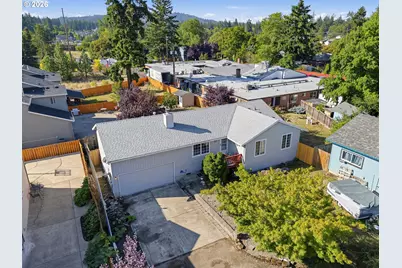 13052 SE Cora St, Portland, OR 97236 - Photo 3