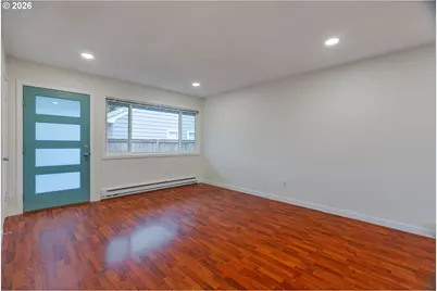 3954 N Borthwick Ave, Portland, OR 97227 - Photo 7