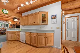 39151 Last Chance Ln, Baker City, OR 97814 - Photo 17