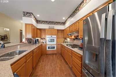227 Darley Dr, Roseburg, OR 97471 - Photo 25