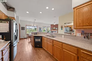 227 Darley Dr, Roseburg, OR 97471 - Photo 27