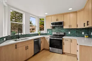 8328 SW 9th Ave, Portland, OR 97219 - Photo 3