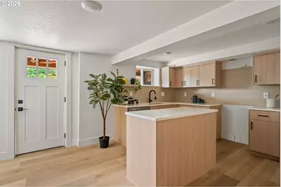 8328 SW 9th Ave, Portland, OR 97219 - Photo 29