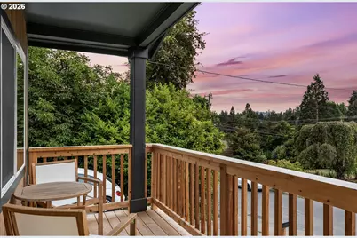 8328 SW 9th Ave, Portland, OR 97219 - Photo 41