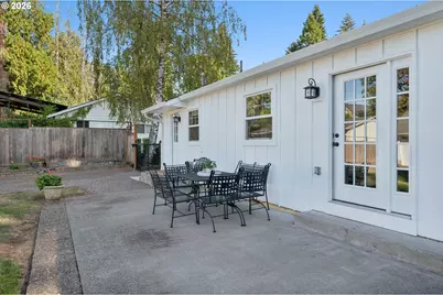 7403 SW Mapleleaf St, Portland, OR 97223 - Photo 31