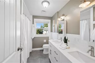 7403 SW Mapleleaf St, Portland, OR 97223 - Photo 23