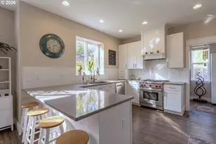1155 Little John Loop, Salem, OR 97304 - Photo 9