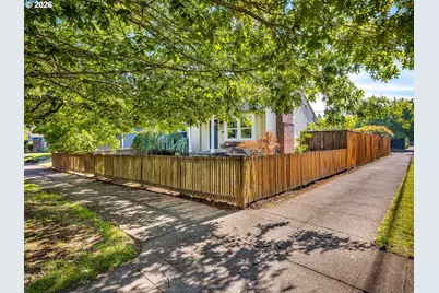 5806 NE 32nd Pl, Portland, OR 97211 - Photo 33