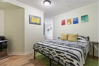 1201 SW Ophelia St, Portland, OR 97219 - Photo 41
