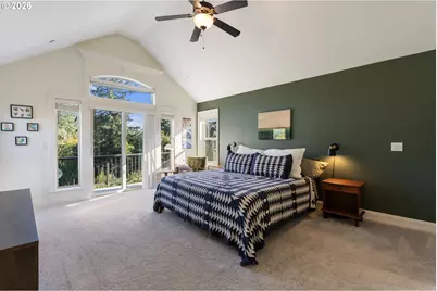 1201 SW Ophelia St, Portland, OR 97219 - Photo 23