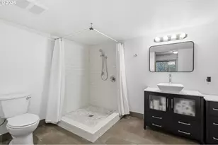 20225 S Central Point Rd, Oregon City, OR 97045 - Photo 33