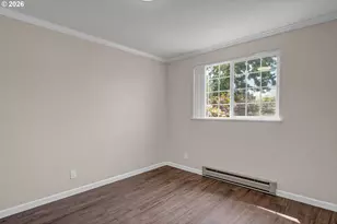 1142 9th St, Florence, OR 97439 - Photo 27