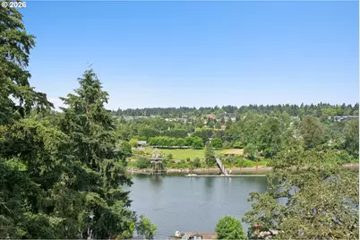 985 SE Rimrock Ln, Milwaukie, OR 97267 - Photo 11