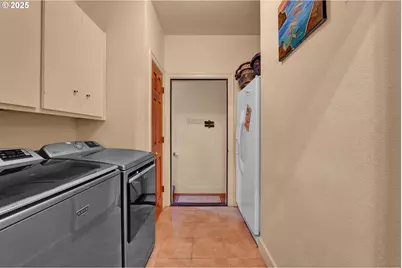 33530 Molitor Ranch Rd, Cottage Grove, OR 97424 - Photo 23