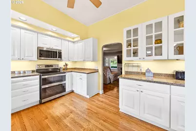 20556 S May Rd, Oregon City, OR 97045 - Photo 11
