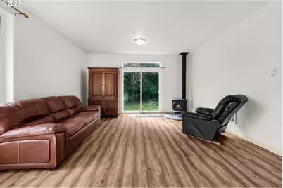 89534 Lewis and Clark Rd, Astoria, OR 97103 - Photo 11